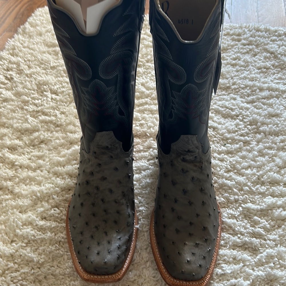 R.Watson Cowboy Gray Ostrich Boots.